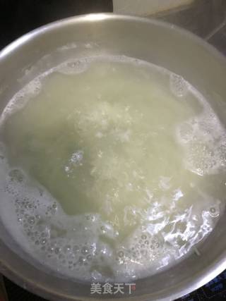 豆角肉丝盖浇米粉的做法步骤：5