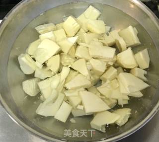 春笋猪骨汤的做法步骤：5