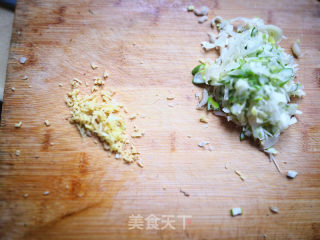 茴香水饺的做法步骤：4