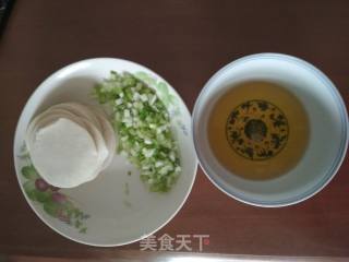 饺子皮做千层饼的做法步骤：1