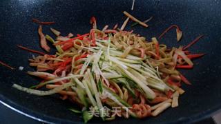 菠菜笋丝面的做法步骤：13