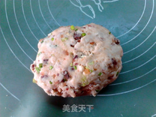 葱香腊肠司康的做法步骤：10