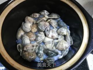 砂锅花甲粉的做法步骤：8