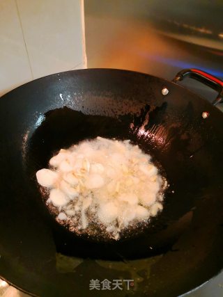 懒人推荐菜—火爆花甲的做法步骤：3