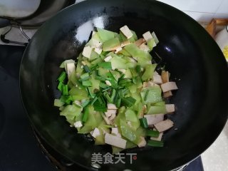 豆干炒莴笋的做法步骤：8