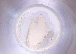 全麦小餐包丨醇香加倍，柔软升级的做法步骤：1
