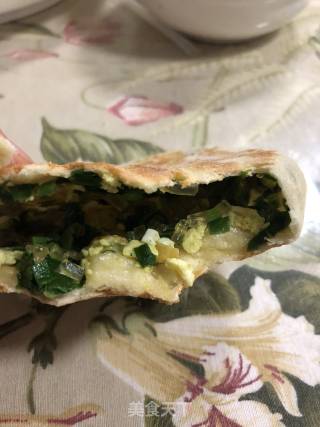 韭菜鸡蛋馅饼的做法步骤：7