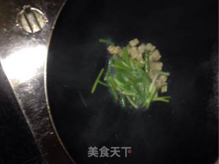 炒绿豆芽的做法步骤：3