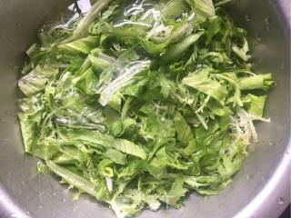 番茄鸡肉沙拉的做法步骤：4
