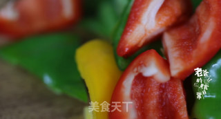 菠萝咕噜肉的做法步骤：3