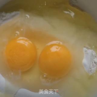 鸡蛋葱花卷的做法步骤：1