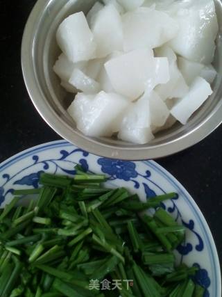 韭菜凉粉的做法步骤：1