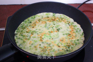 荞叶鸡蛋煎饼的做法步骤：7