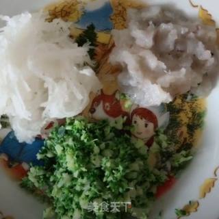 白萝卜虾丸的做法步骤：1