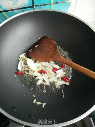豆腐皮炒芹菜的做法步骤：5