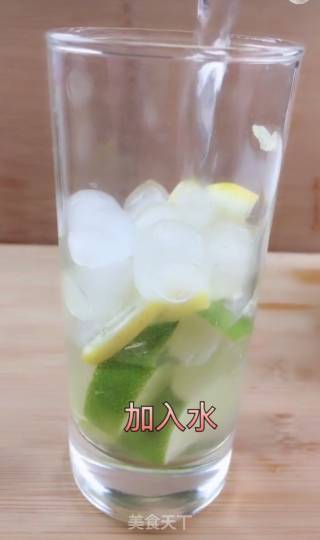 蜂蜜柠檬水的做法步骤：4