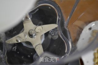【记录】花生杏仁西瓜子露的做法步骤：2