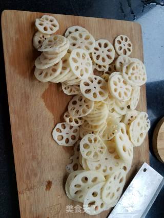红油拌藕的做法步骤：1