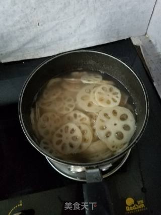 红油拌藕的做法步骤：2