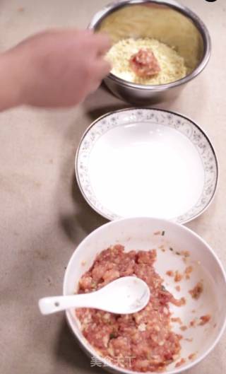 脆面肉丸的做法步骤：4