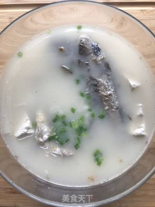 鲫鱼豆腐汤的做法步骤：5
