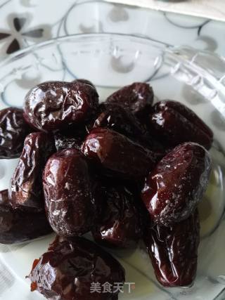 甜蜜小食～香甜蜜红枣的做法步骤：3