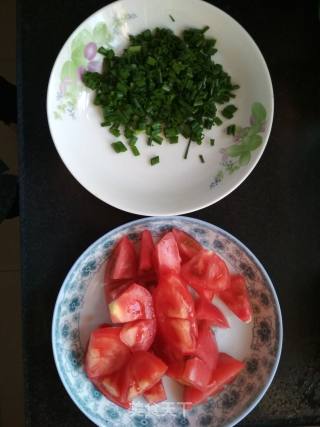 西红柿鸡蛋面的做法步骤：1