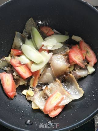 腊肉炒蔬菜的做法步骤：6
