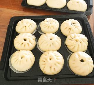 梅干菜猪肉包的做法步骤：10