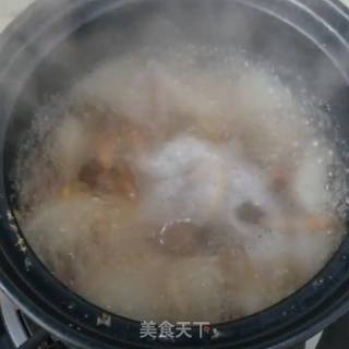冰糖雪梨的做法步骤：4