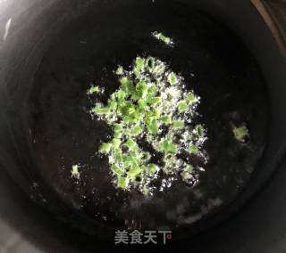 茶树菇炒绿豆芽的做法步骤：2