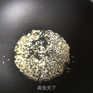 香肠炒野竹笋的做法步骤：5