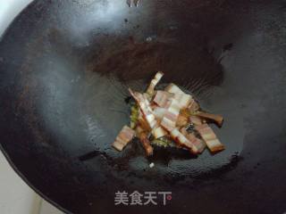 芦笋炒腊肉的做法步骤：6