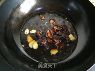 【春日养生菜】春笋遇冬菇的做法步骤：8