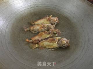 石干鱼白菜汤的做法步骤：4