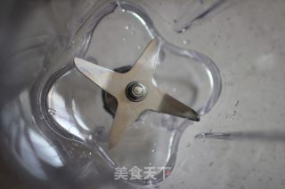 分分钟就可享用的玉米浓汤的做法步骤：10