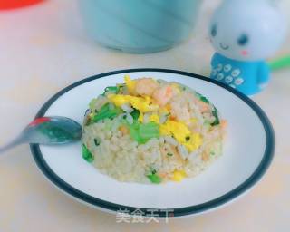 鲜虾蔬菜蛋炒饭的做法步骤：7