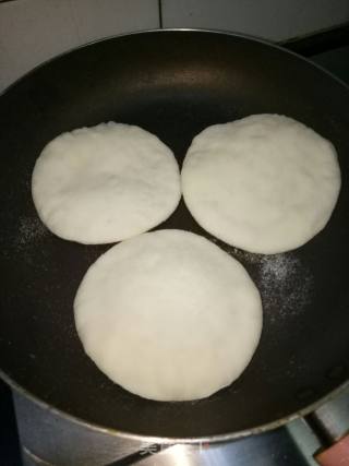 肉夹馍的做法步骤：7