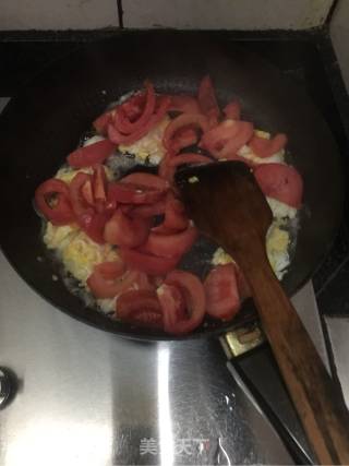 番茄炒蛋的做法步骤：4