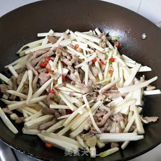 茭白肉丝的做法步骤：9