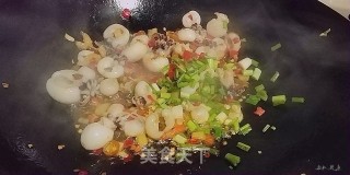 泡椒墨鱼仔的做法步骤：7