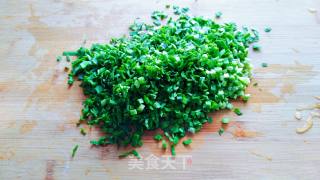 韭菜早餐饼的做法步骤：2