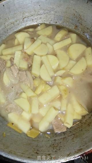 肉片土豆的做法步骤：5