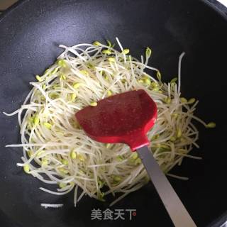 韭香豆芽的做法步骤：6