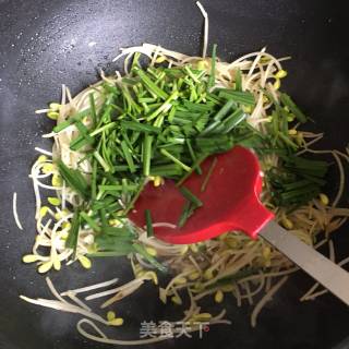 韭香豆芽的做法步骤：10