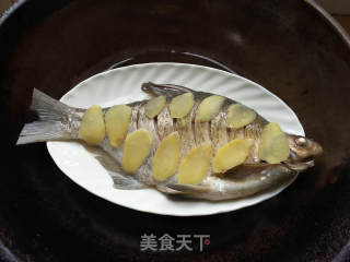 清蒸鳊鱼的做法步骤：6