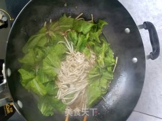 骨汤青菜面的做法步骤：5