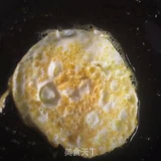 自制三明治的做法步骤：2