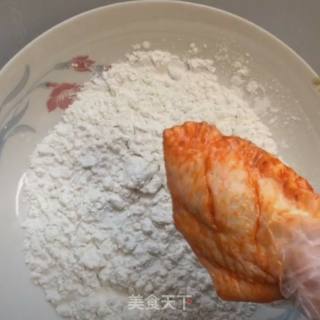 香酥鸡翅的做法步骤：3