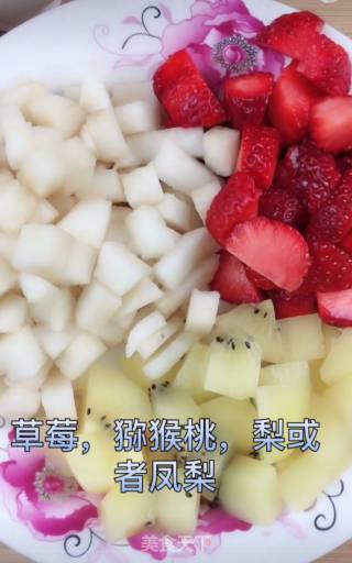 三色奶昔的做法步骤：1